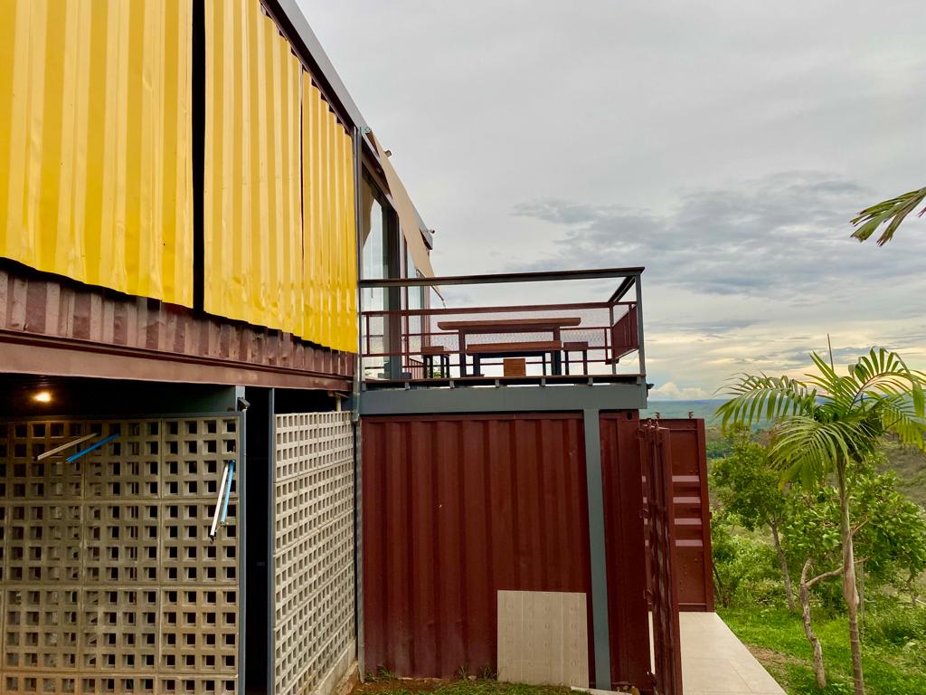 conteiner lateral.jpeg